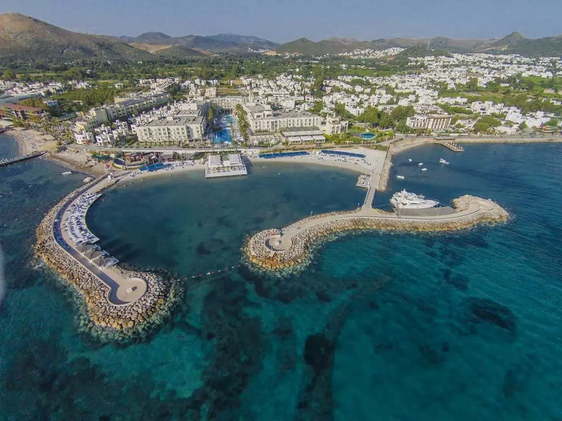 LABLANCHE RESORT_SHABAVIZ (13).jpg